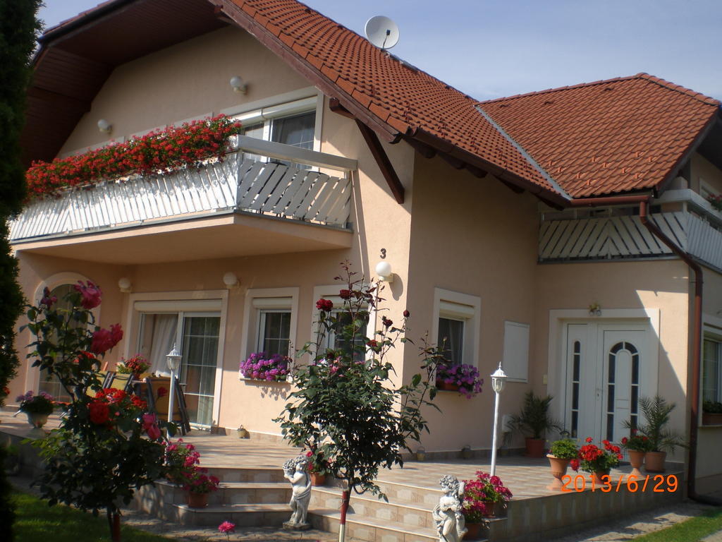 Majlath Vendeghaz Hotel Buk Room photo